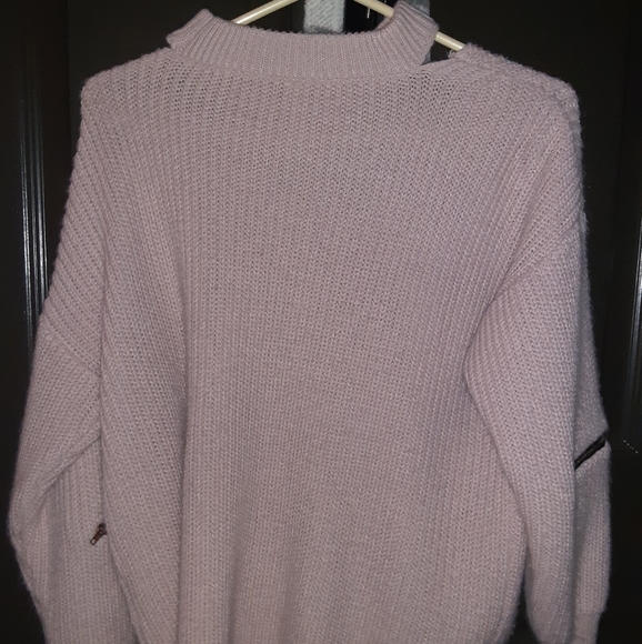 Sweater - Picture 3 of 3